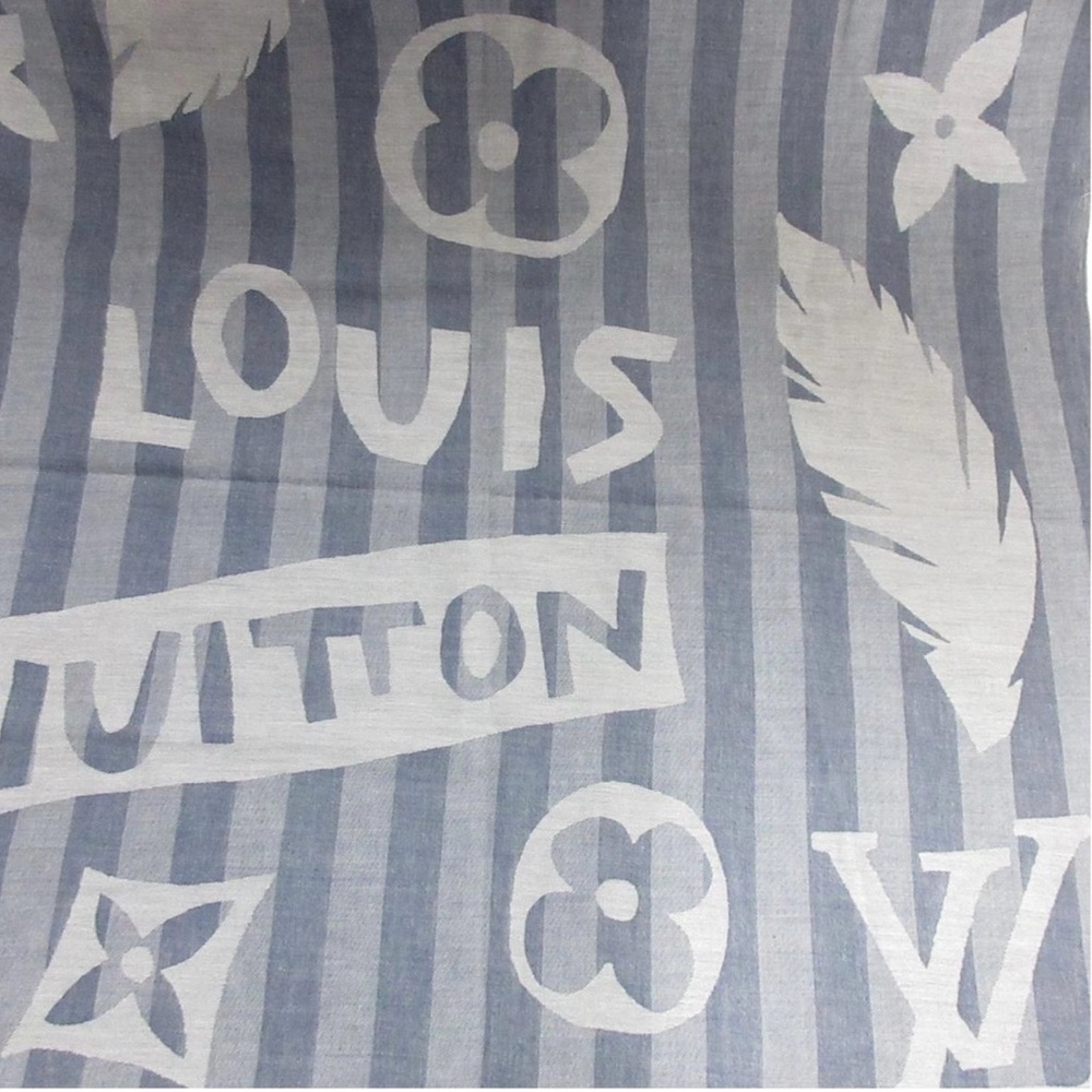 Louis Vuitton Blue and White Scarf